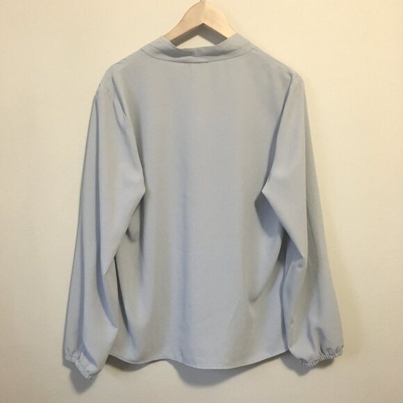 Bar III Pleated Poet Sleeve Blouse - Picture 3 of 16